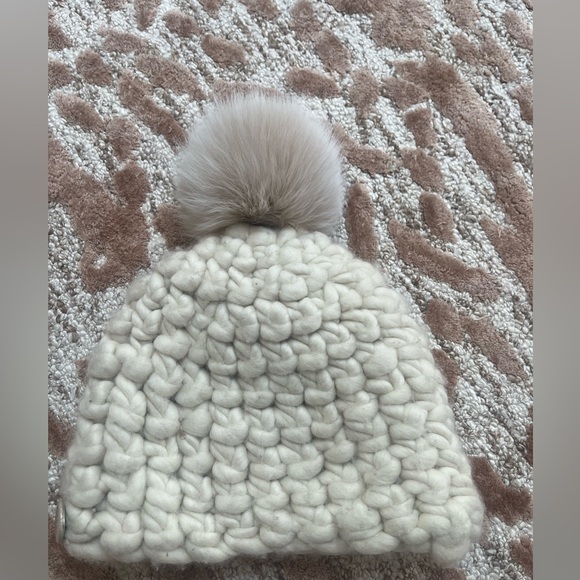 Mischa Lampert Beanie Pomster Chunky Knit w/ Raccoon Fur Pom | Size M | EUC main image 9
